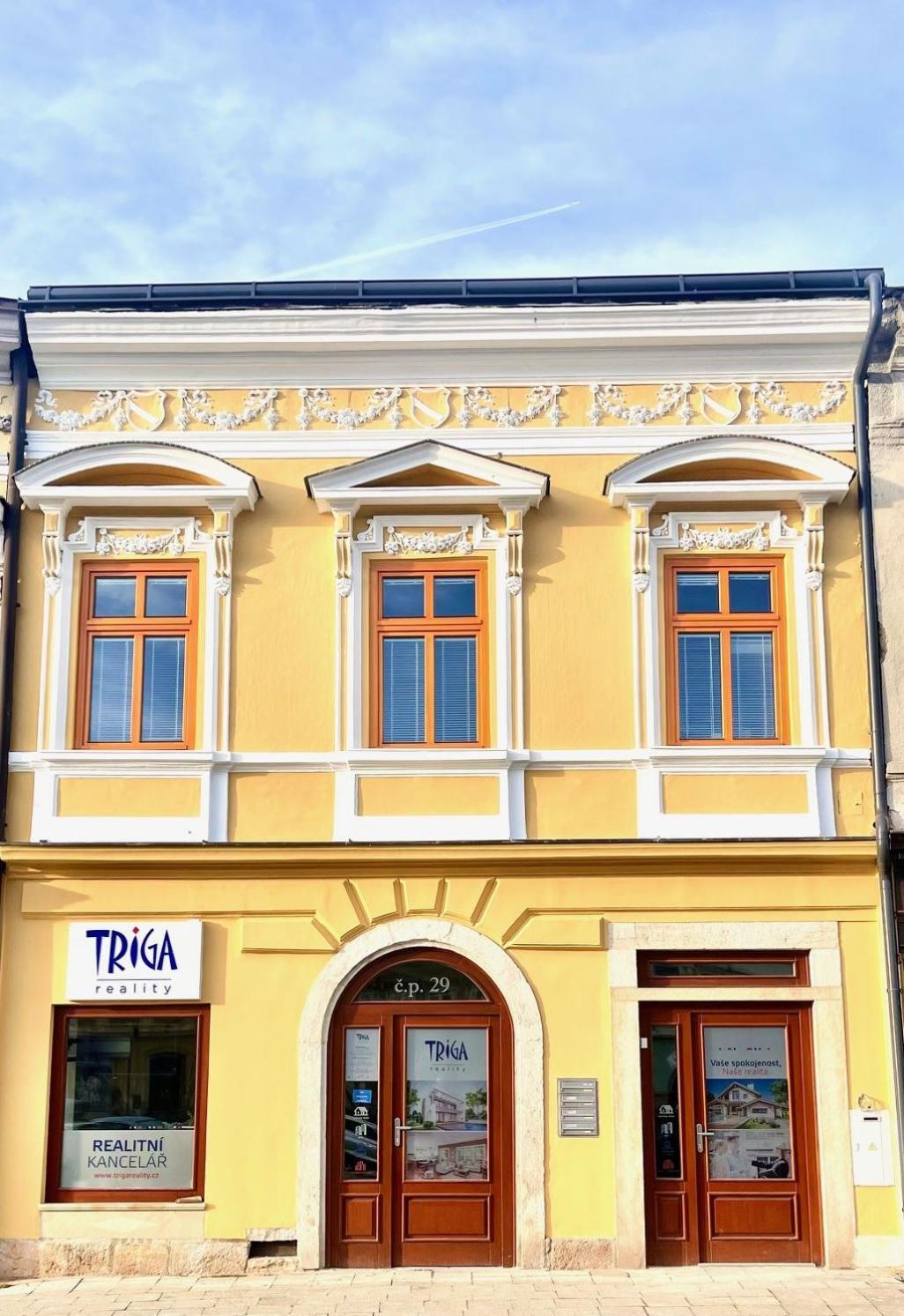 Hugo Apartment